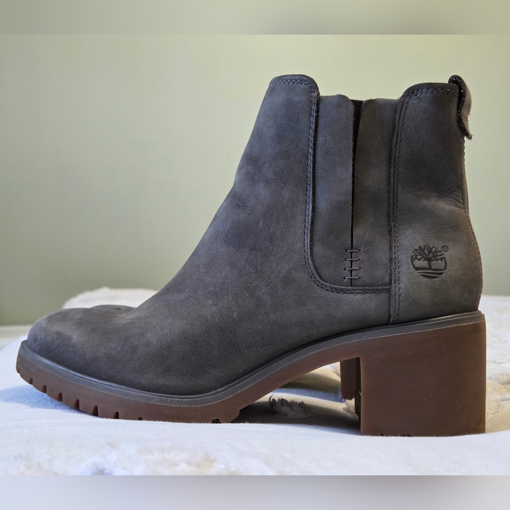 ​Timberland Grey Nubuck Chelsea Block Heel Boots Size 7 🏔️🪵Gorpcore Minimalist